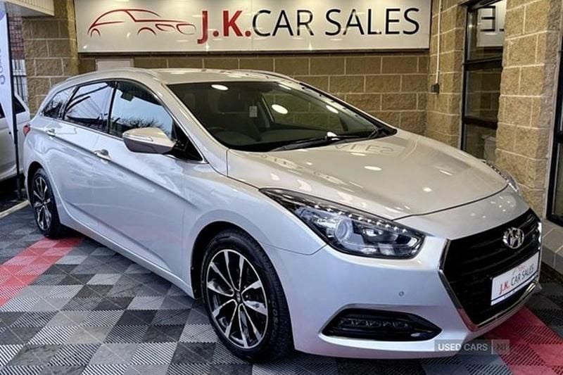 Used Hyundai i40 SE 141 HP (103 kW) 2018 Silver Estate