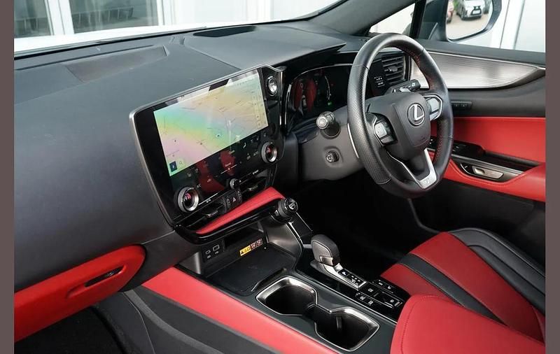 Used Lexus NX450h+ Sport Line 301 HP (221 kW) 2024 White SUV