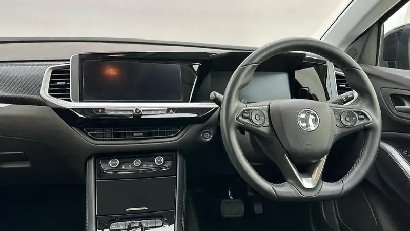 Used Vauxhall Grandland X Ultimate 130 HP (95 kW) 2022 Red SUV