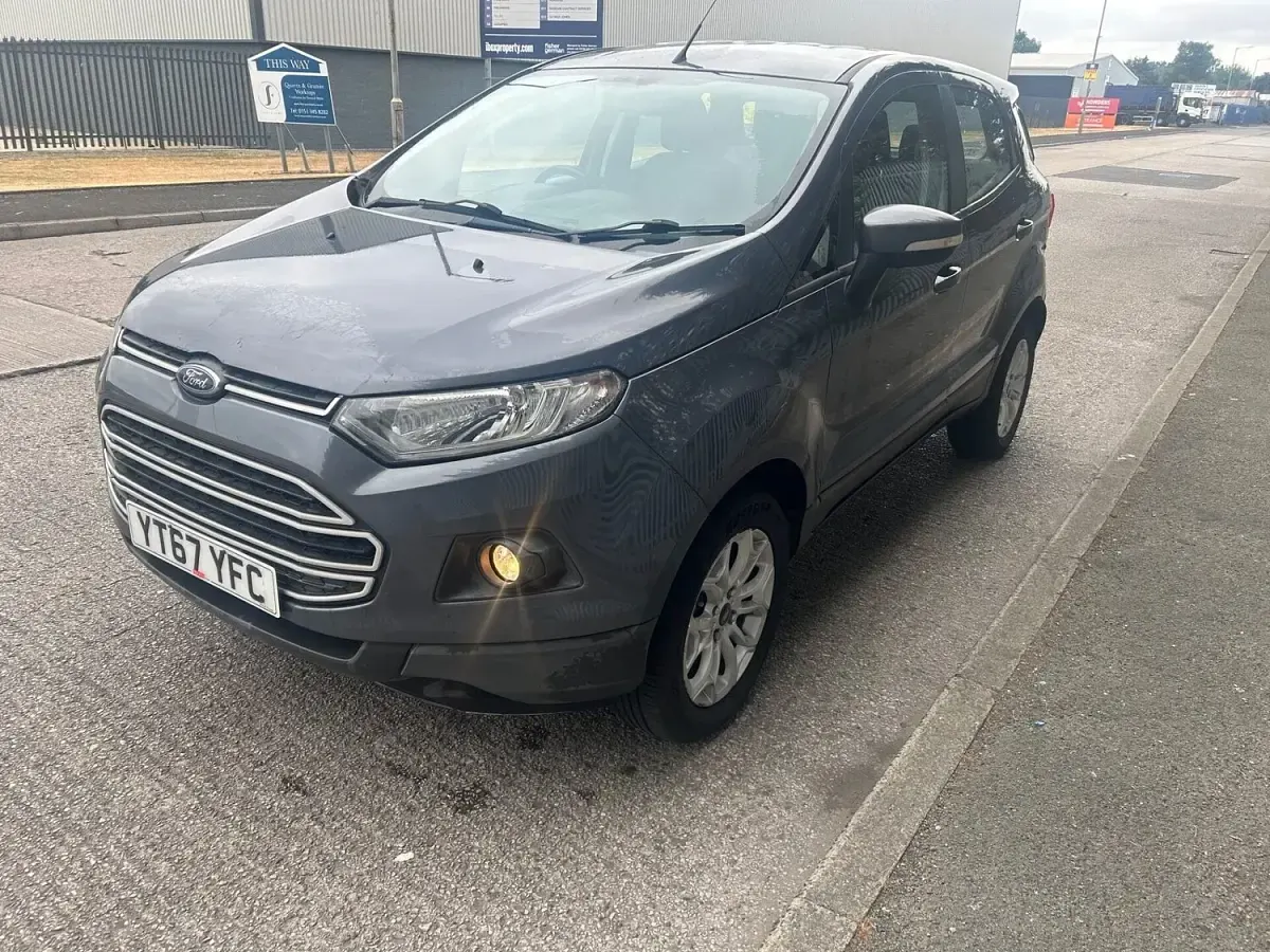 Used Ford Ecosport Zetec 95 HP (69 kW) 2018 Grey SUV
