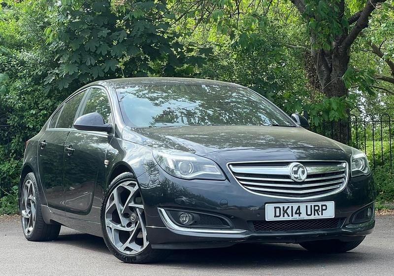 Black Used 2014 Vauxhall Insignia SRi Hatchback | £3,690 (Fair price) - Image 1/4