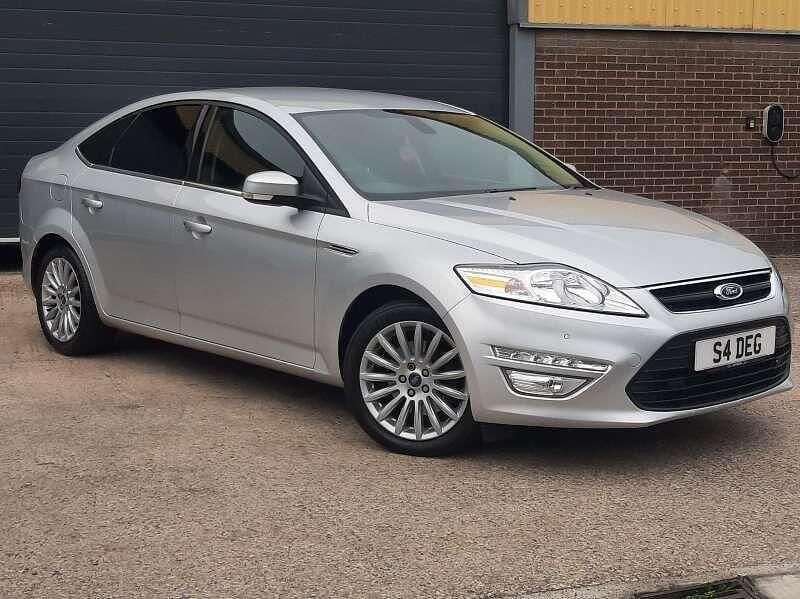 Silver Used 2013 Ford Mondeo Business Edition Hatchback | £5,250 (Fair price) - Image 1/4