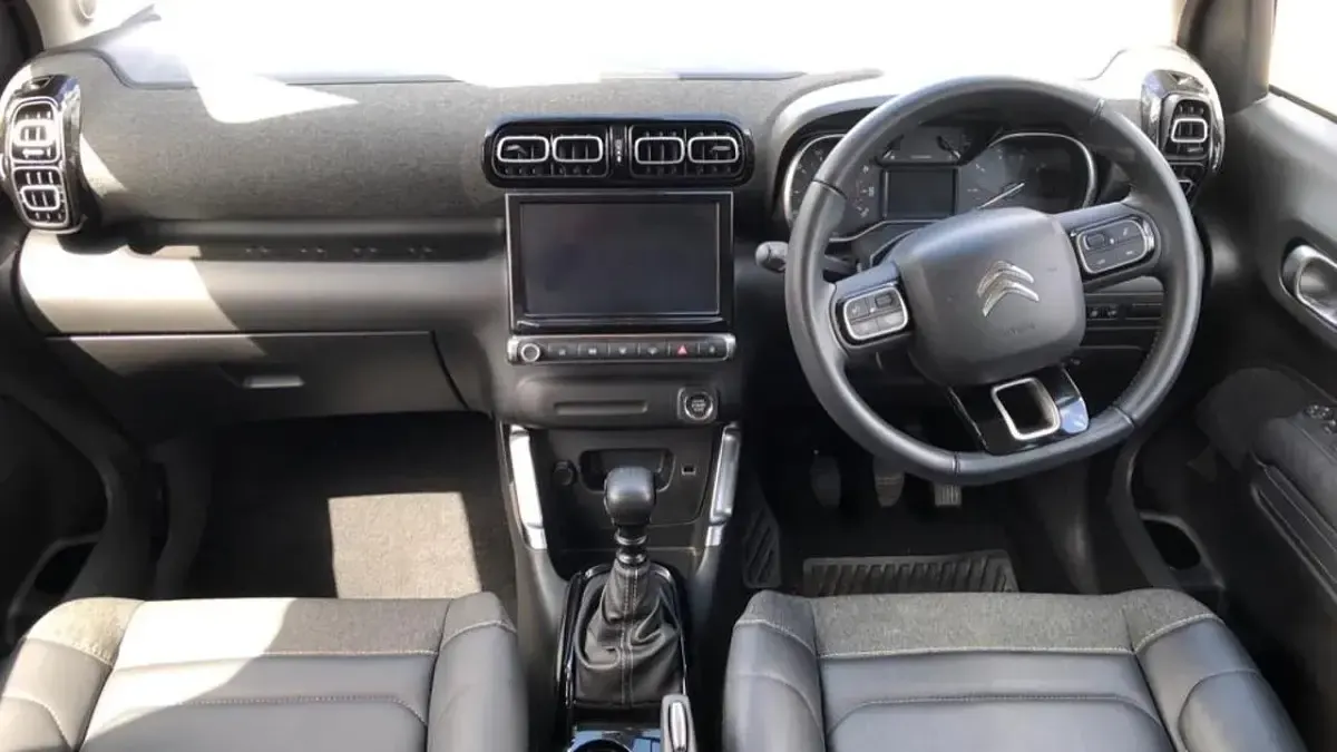 Usado Citroën C3 Aircross PureTech 108 HP (79 kW) 2023 Azul SUV