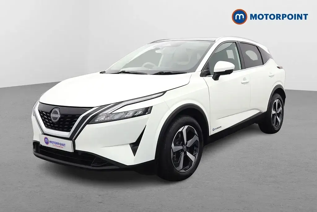 Used Nissan Qashqai N-Connecta 190 HP (139 kW) 2023 White SUV