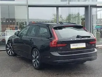 Used Volvo V90 Plus 350 HP (257 kW) 2025 Black Estate