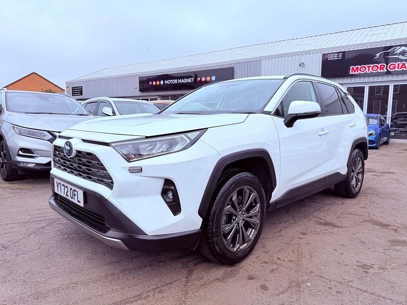 Used Toyota RAV4 Design 2022 White SUV