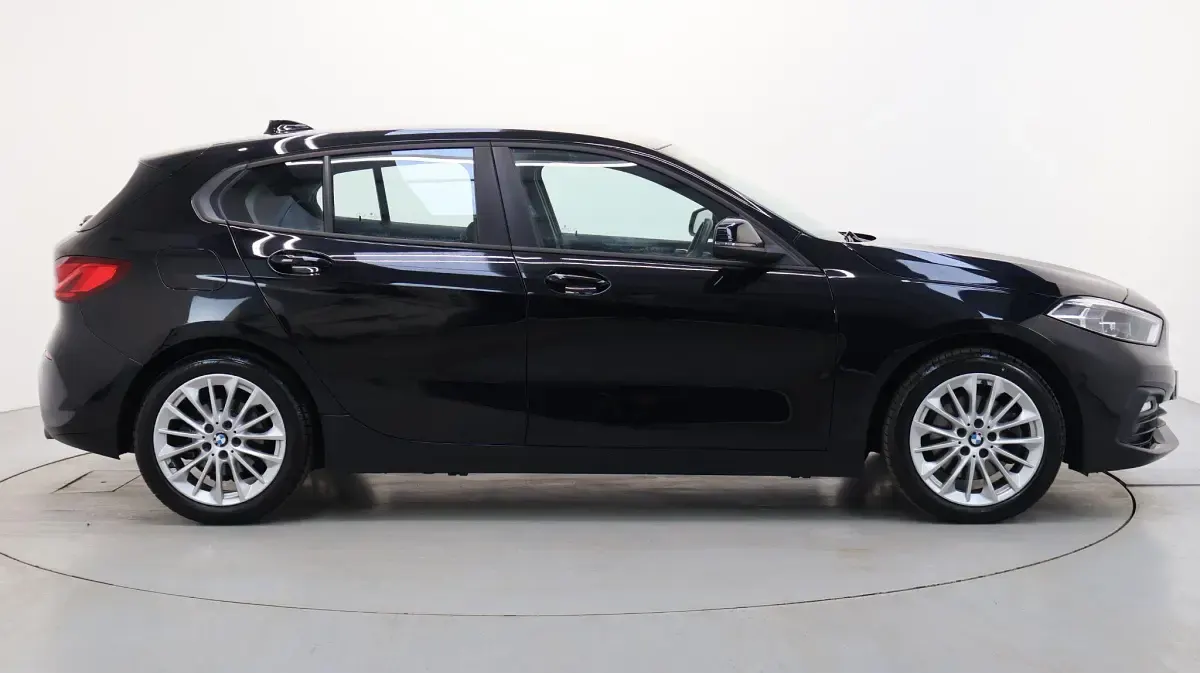 Used BMW 118 Sport Line 150 HP (110 kW) 2020 Black Hatchback