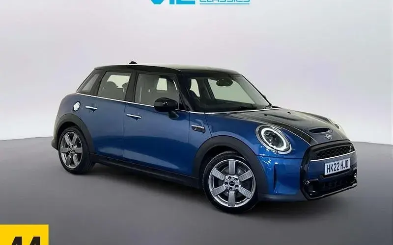 Used Mini Cooper S Classic 178 HP (130 kW) 2022 Hatchback