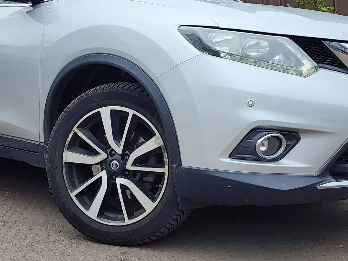 Used Nissan X-Trail N-TEC 163 HP (119 kW) 2015 Silver SUV