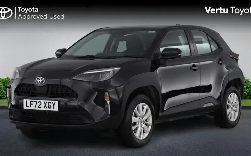 Used Toyota Yaris Hybrid 116 HP (85 kW) 2026 Estate