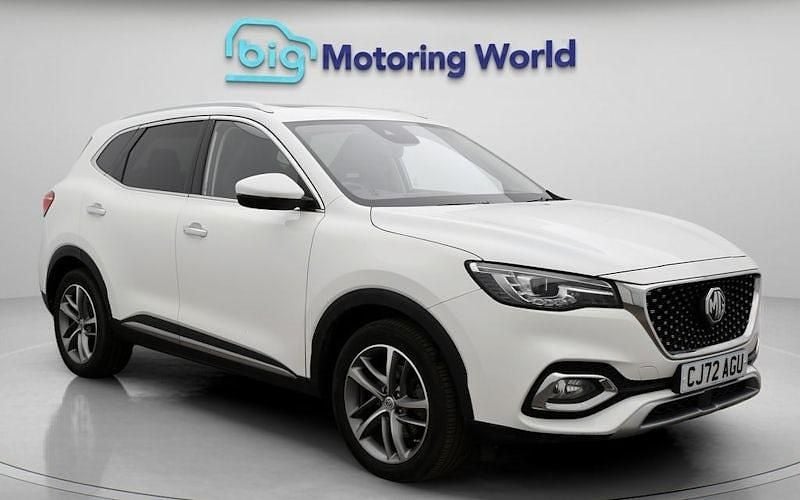 White Used 2023 MG HS Exclusive SUV | £16,300 (Fair price) - Image 1/4