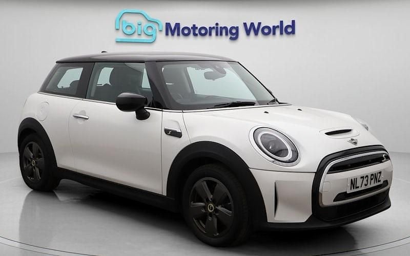 Used 2023 Mini Cooper Level 1 Hatchback | £15,300 (Fair price) - Image 1/4