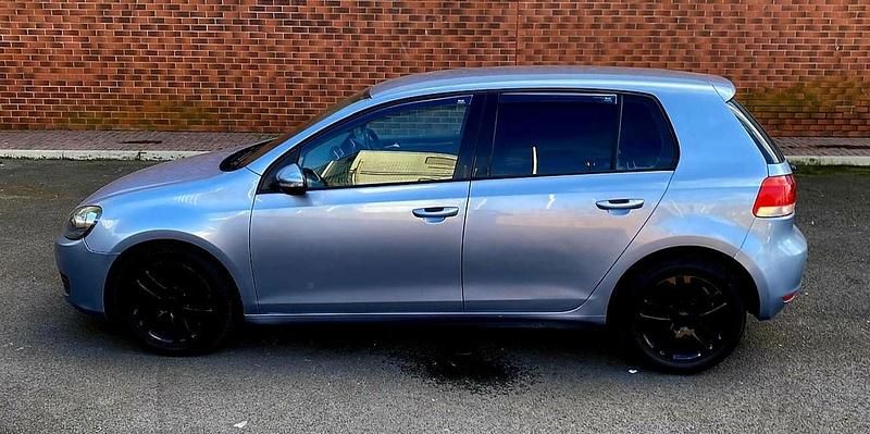 Usado VW Golf VI Match 105 HP (77 kW) 2011 Azul Citadino