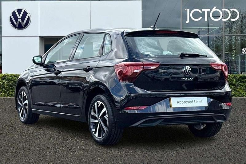 Used VW Polo Life 95 HP (69 kW) 2022 Black Hatchback