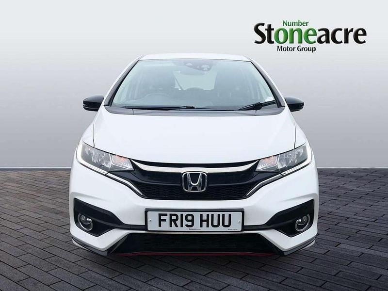 Used Honda Jazz Sport 130 HP (95 kW) 2019 White Hatchback