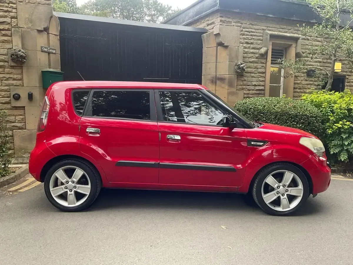 Used Kia Soul 126 HP (92 kW) 2009 Red SUV