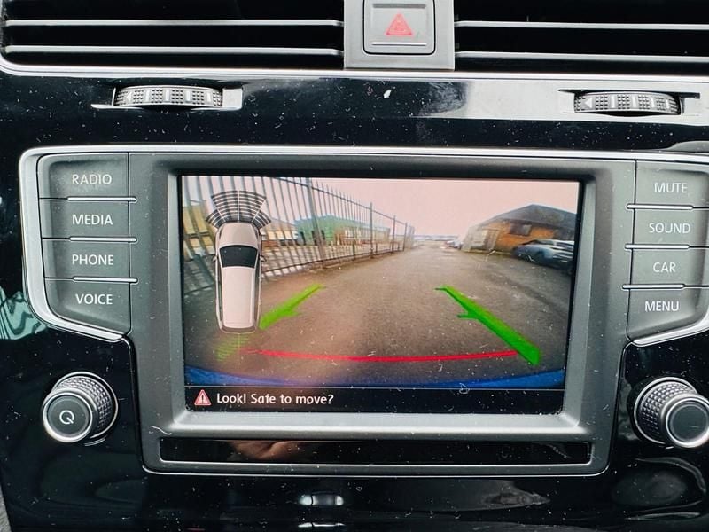 Used VW Golf VII R 2015 Blue Estate