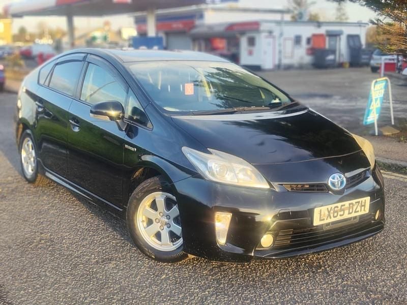 Black Used 2015 Toyota Prius Hatchback | £6,795 (Fair price) - Image 1/4