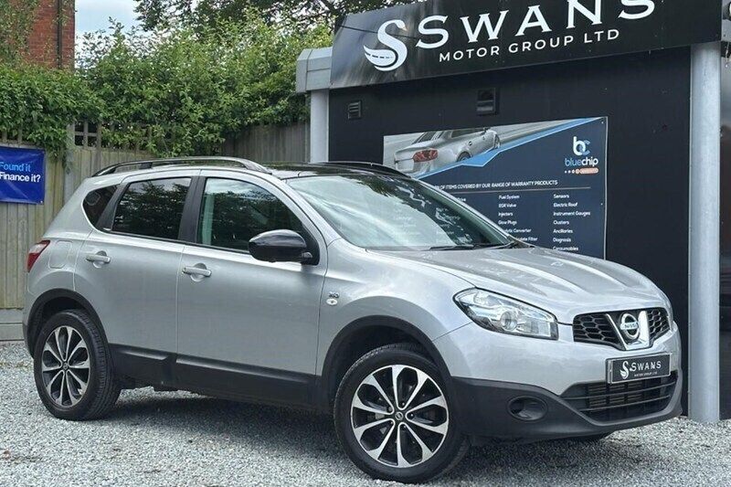 Silver Used 2013 Nissan Qashqai 360º SUV | £5,995 (Fair price) - Image 1/1