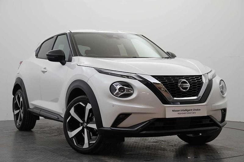 White Used 2019 Nissan Juke N-Connecta SUV | £11,699 (Fair price) - Image 1/3