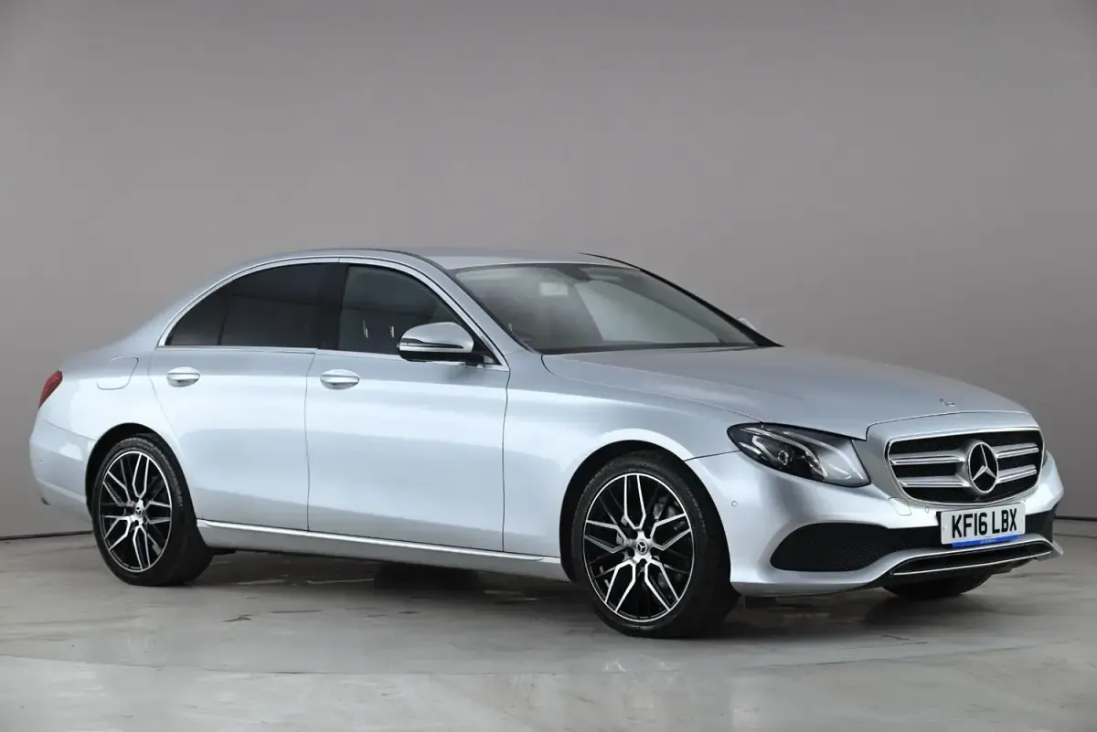 Begagnad Mercedes E220 SE 2016 Silver Sedan