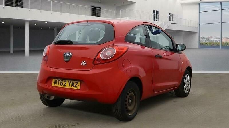 Used Ford Ka Studio 69 HP (50 kW) 2013 Red Hatchback