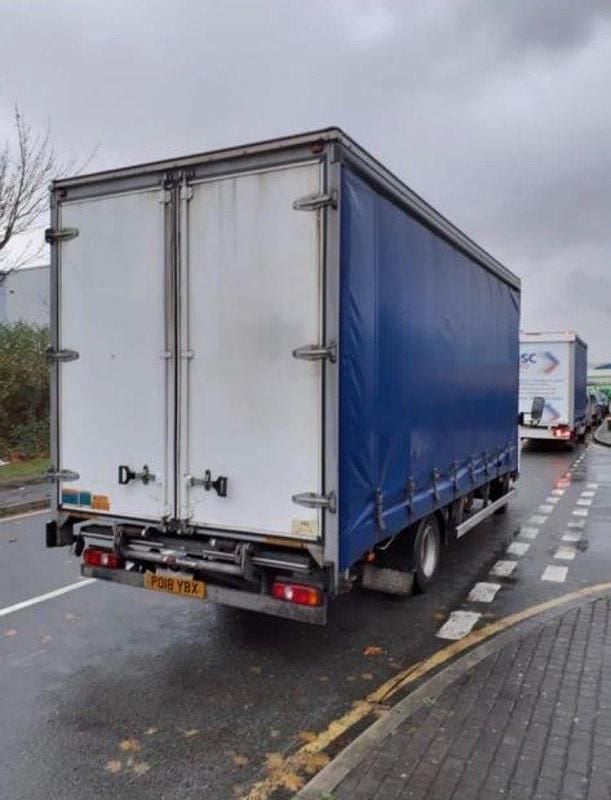 Used Mitsubishi Canter 150 HP (110 kW) 2018 White