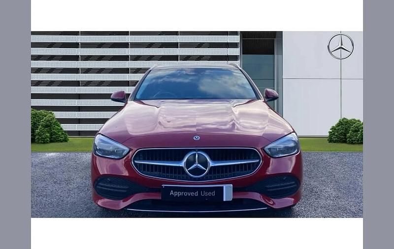 Used Mercedes C200 Exclusive Luxury 200 HP (147 kW) 2023 Red Estate