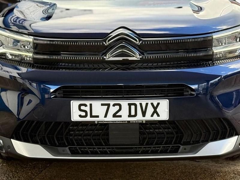 Used Citroën C5 Shine 130 HP (95 kW) 2022 Blue Hatchback
