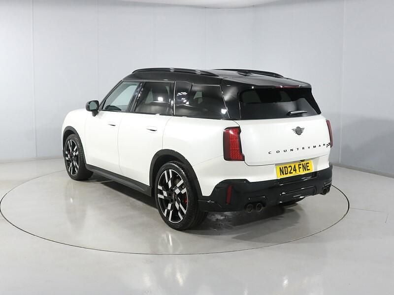 Used Mini John Cooper Works Countryman 296 HP (217 kW) 2024 White SUV