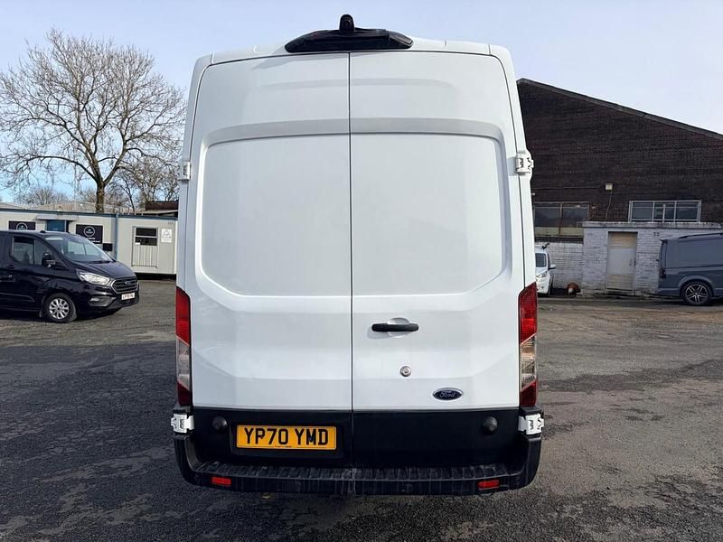 Used Ford Transit Trend 130 HP (95 kW) 2020 White Van