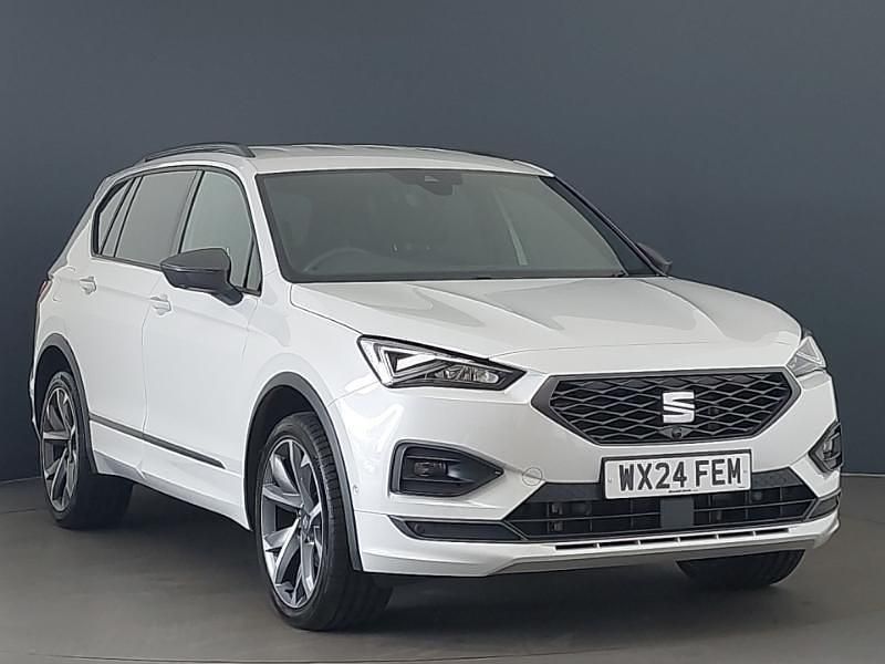 White Used 2024 Seat Tarraco FR Sport SUV | £29,998 (A bit pricey) - Image 1/4