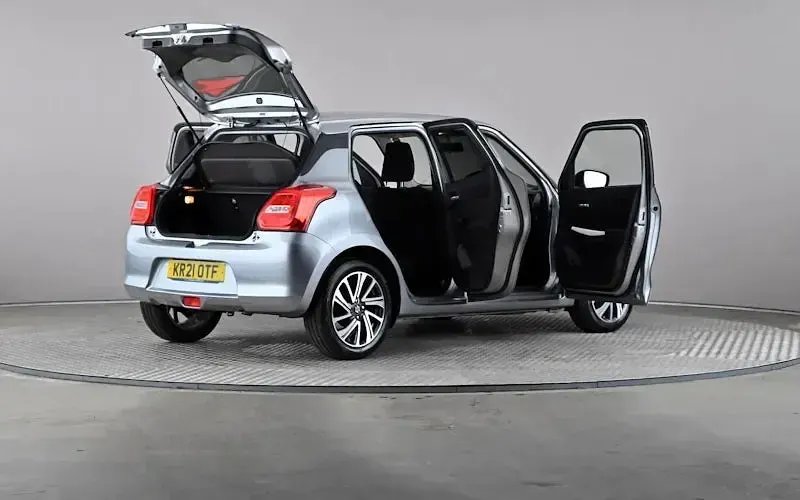 Used Suzuki Swift SZ-L 83 HP (61 kW) 2021 Silver Hatchback