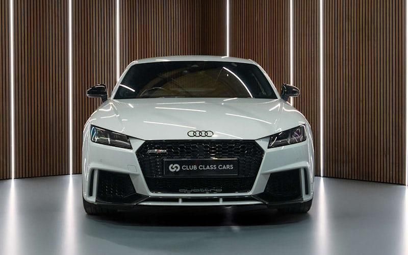 Used Audi TT RS Business 480 HP (353 kW) 2018 White Coupe