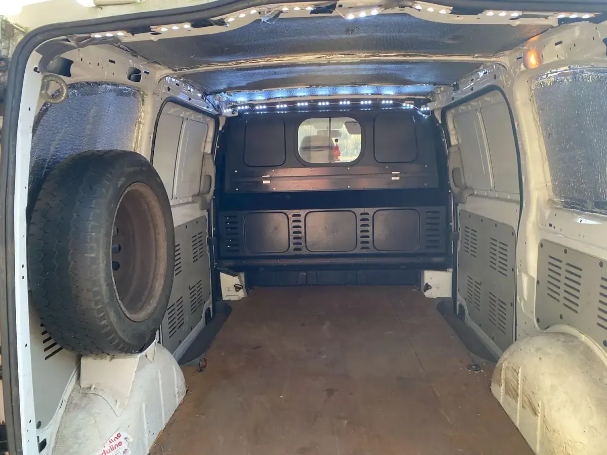 Usado Mercedes Vito 116 HP (85 kW) 2009 Branco Van