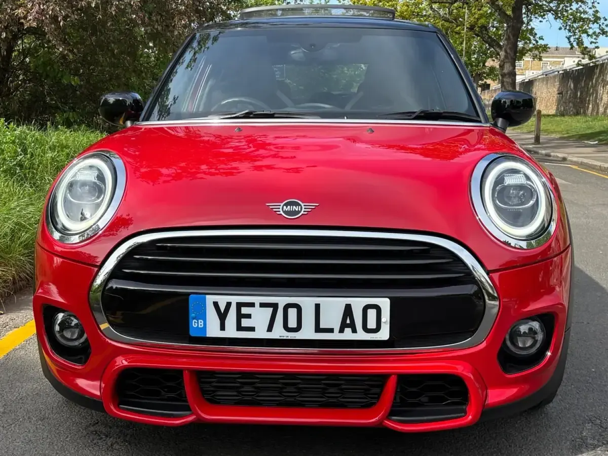 Usado Mini Cooper Hatch 2020 Vermelho Citadino