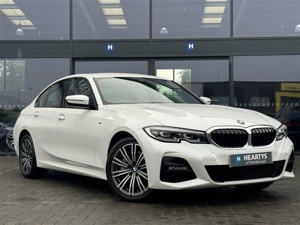 White Used 2019 BMW 330 M Sport Sedan | £19,450 (Good price) - Image 1/1