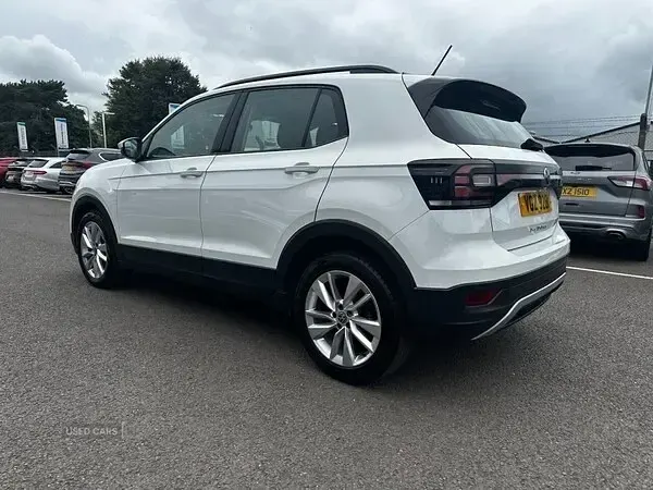 Used VW T-Cross SE 110 HP (80 kW) 2022 White SUV