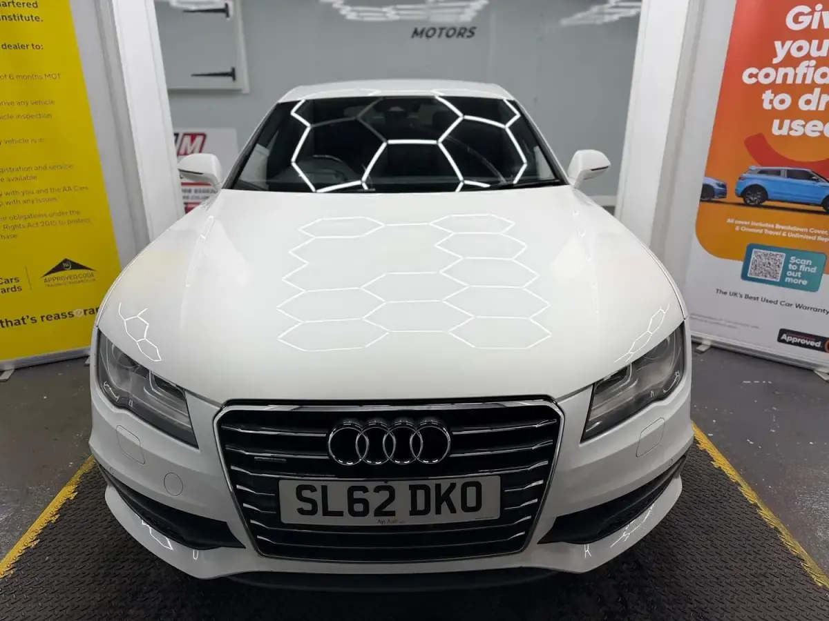 Used Audi A7 Sportback S-Line 204 HP (150 kW) 2012 White Hatchback