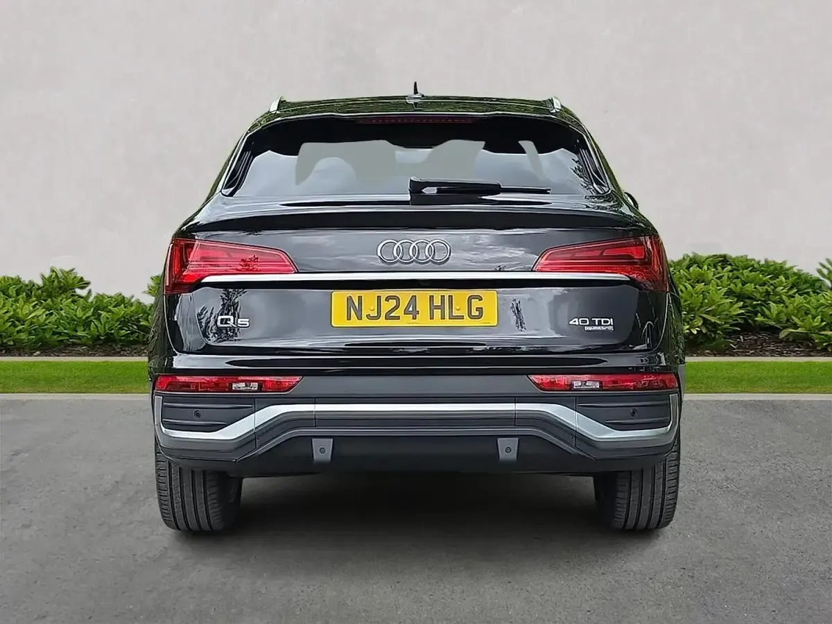 Used Audi Q5 Sportback S-Line 204 HP (150 kW) 2024 Black SUV