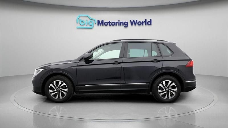 Used VW Tiguan Active 150 HP (110 kW) 2021 Black SUV