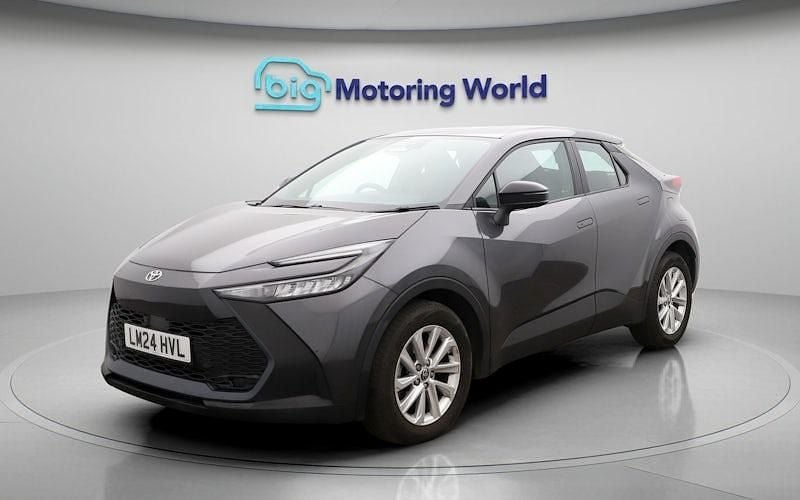 Used Toyota C-HR 140 HP (102 kW) 2024 Grey SUV
