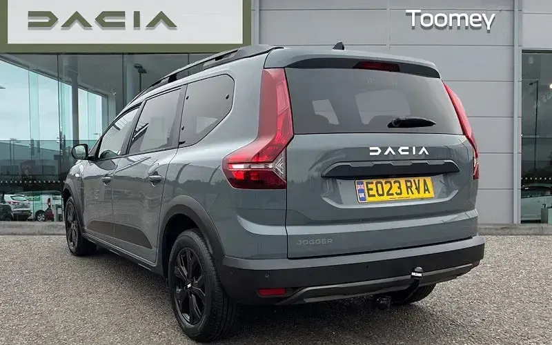 Used Dacia Jogger Extreme 110 HP (80 kW) 2023 Grey MPV