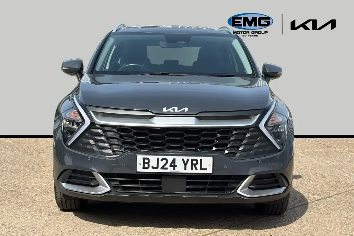 Usado Kia Sportage 148 HP (108 kW) 2024 Cinzento SUV