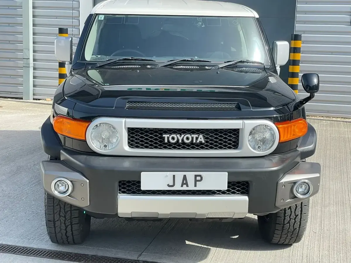 Used Toyota FJ Cruiser 2011 Purple SUV