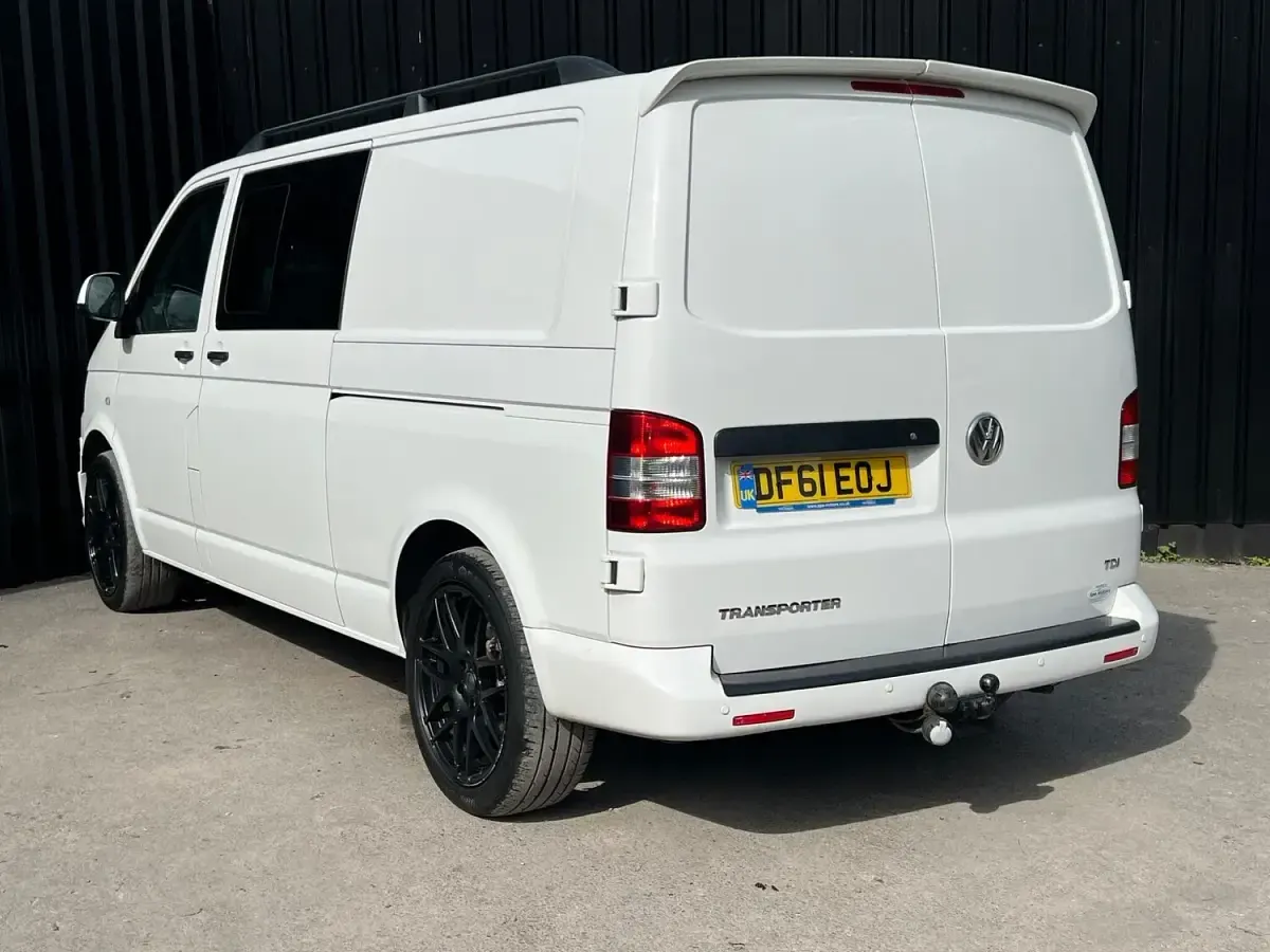 Used VW Transporter 140 HP (102 kW) 2012 White Van