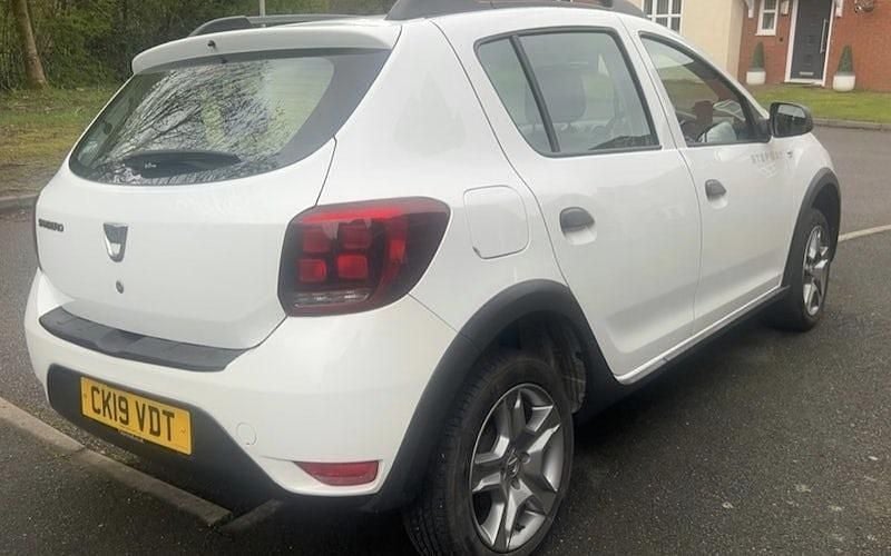 Used Dacia Sandero Essentiel 75 HP (55 kW) 2020 Hatchback