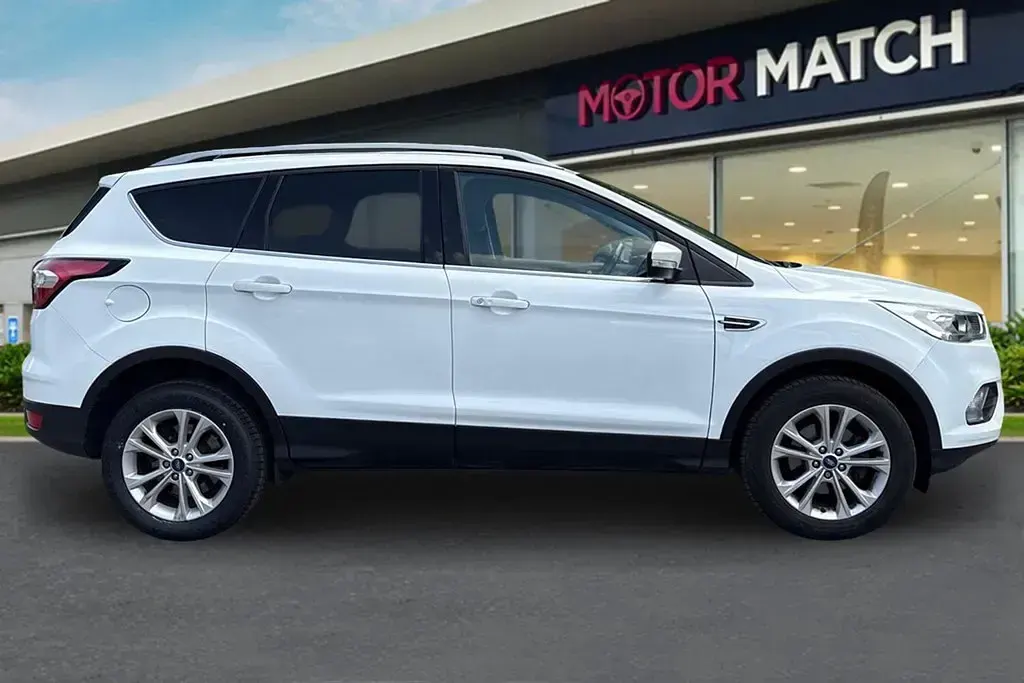 Usado Ford Kuga Titanium 2018 Blanco SUV