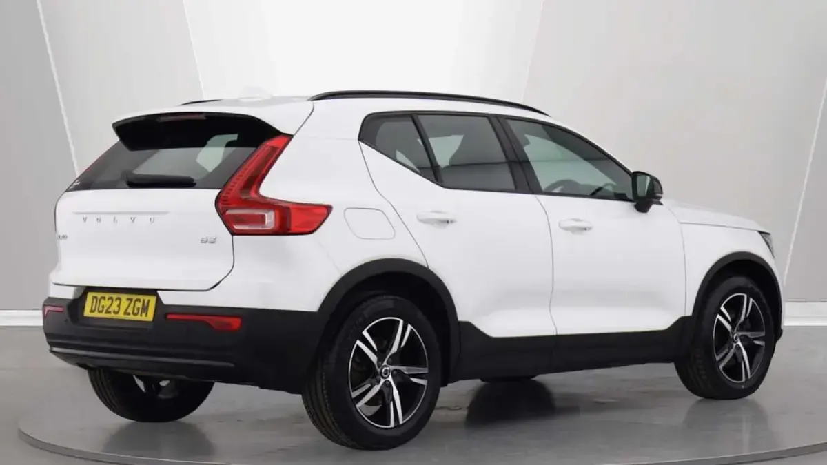 Used Volvo XC40 Plus 163 HP (119 kW) 2023 SUV