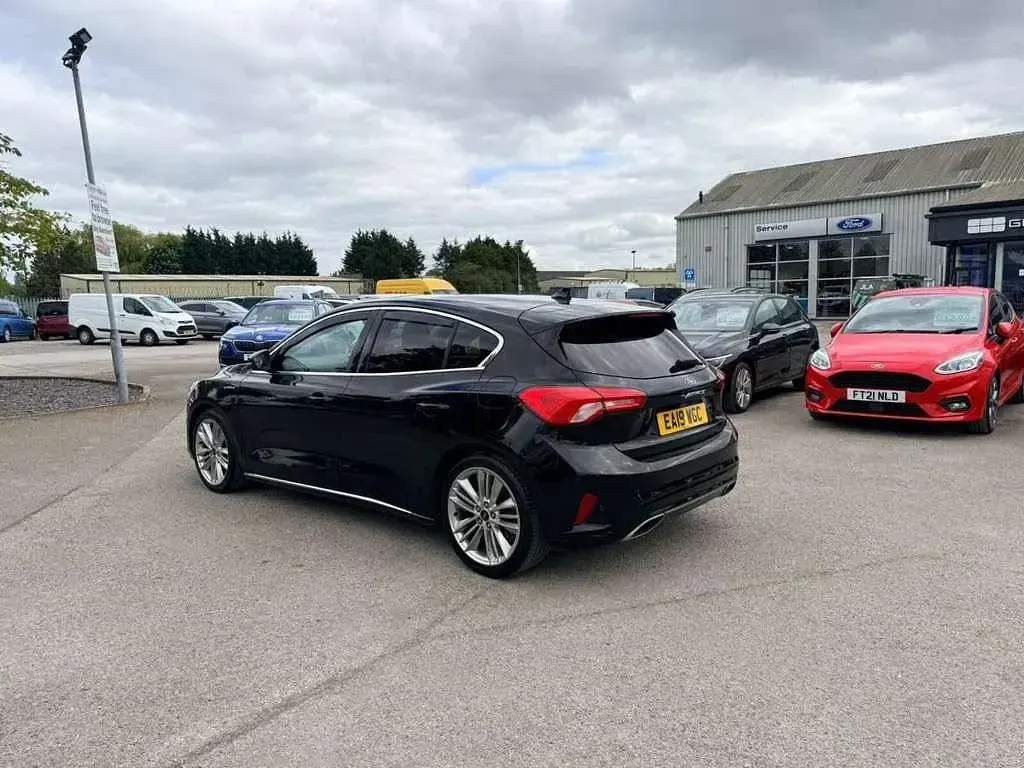 Used Ford Focus Vignale 125 HP (91 kW) 2019 Black Hatchback